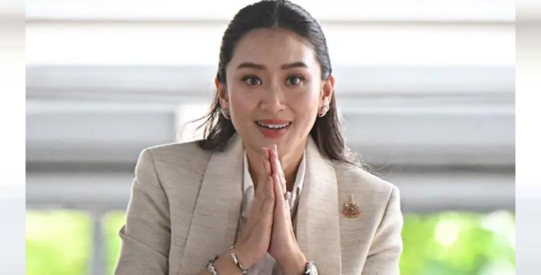 Petongtran-_Sinawatra_gXnluW1nfT