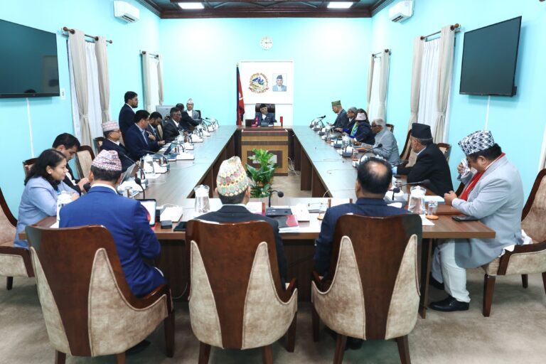 Cabinet-Meeting
