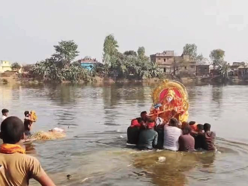 Sarswati-murti-bisarjan-