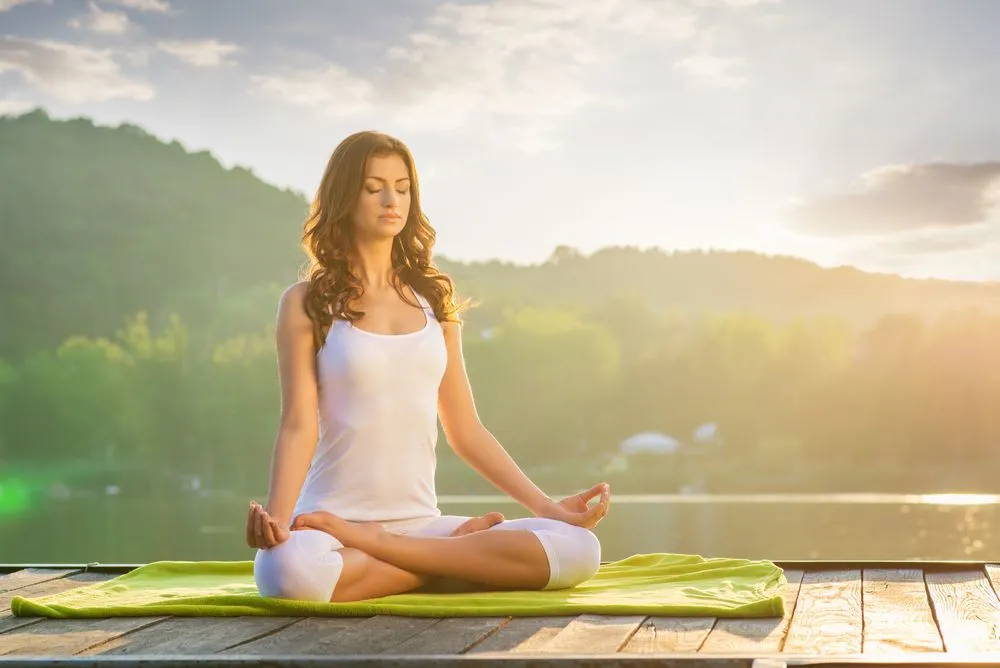 Yoga-Weight-Loss-Feature-Image1