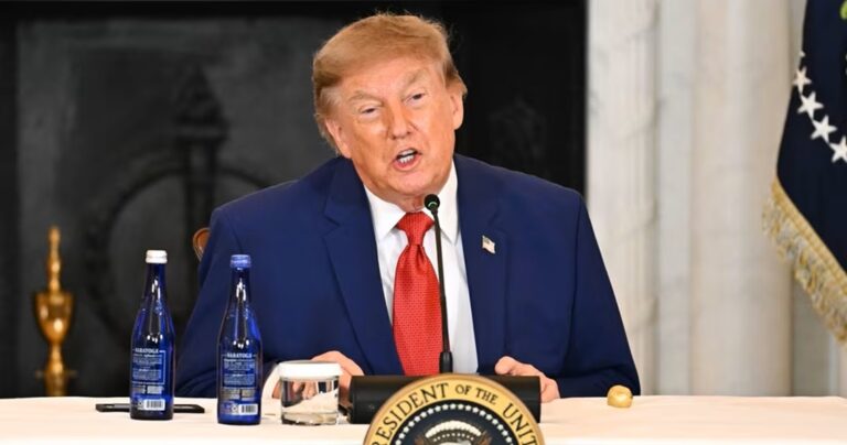 donald-trump_cCJamWfg8c