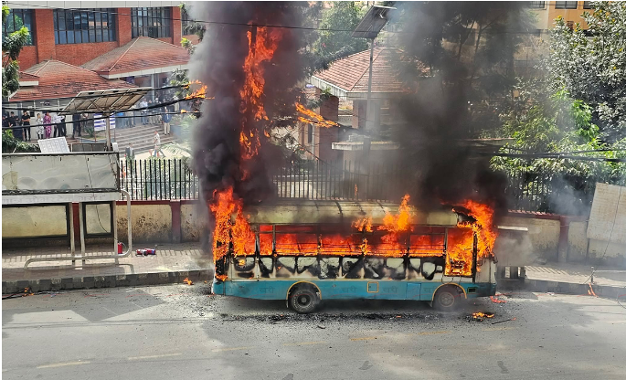 bus ma aaglagi